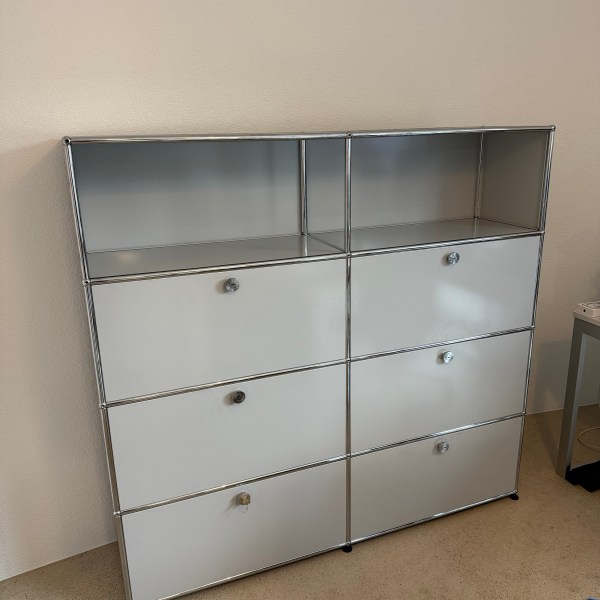 USM Haller 2x4 Lichtgrau Inklusive Lieferung und Aufbau